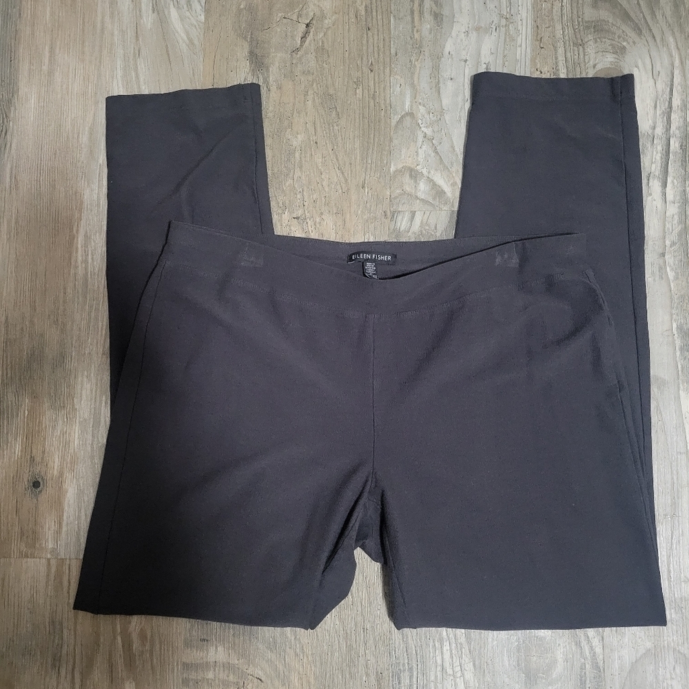 Eileen Fisher Viscose blend straight leg pants size medium